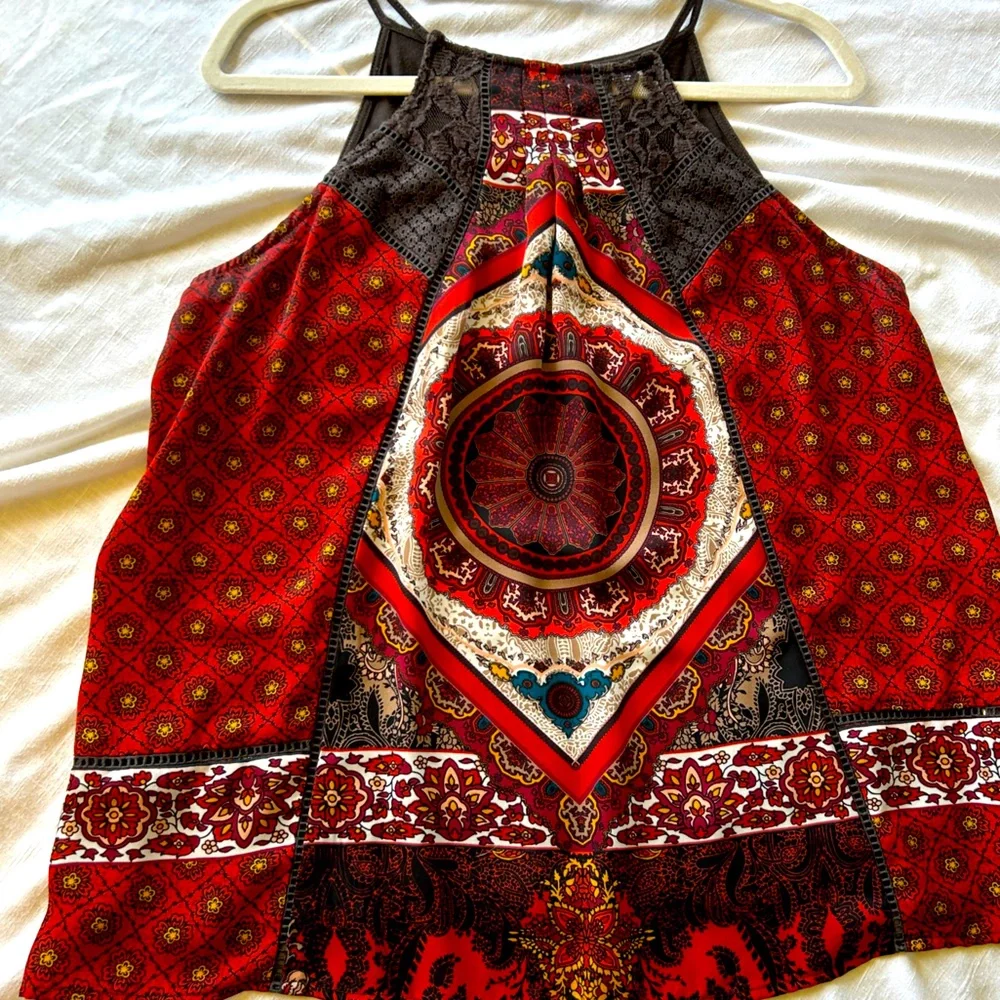 Skylar & Jade Boho Halter Look Top - Size Large - Picture 4 of 14